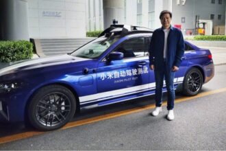 Xiaomi auto elettrica guida autonoma